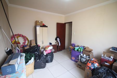 Casa à venda com 420m², 6 quartos e 2 vagasQuarto 4
