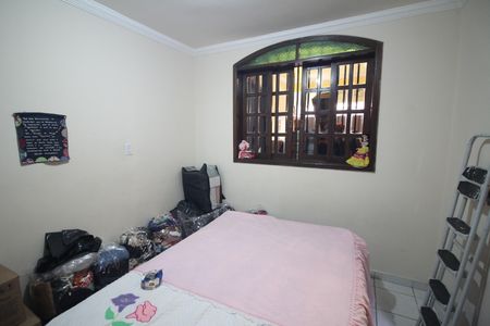 Casa à venda com 420m², 6 quartos e 2 vagasQuarto 1