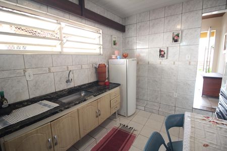 Casa à venda com 420m², 6 quartos e 2 vagasCozinha 2