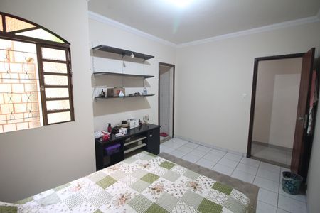 Casa à venda com 420m², 6 quartos e 2 vagasQuarto 3