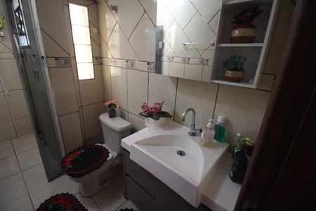 Casa à venda com 420m², 6 quartos e 2 vagasBanheiro 2
