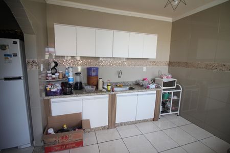 Casa à venda com 420m², 6 quartos e 2 vagasCozinha 1