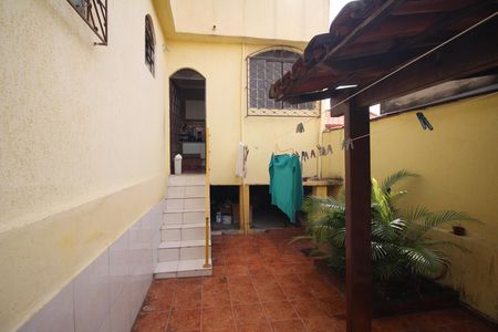 Casa à venda com 420m², 6 quartos e 2 vagasQuintal