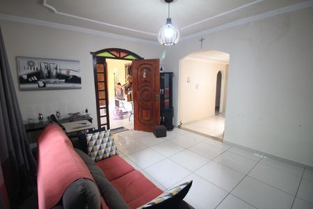 Sala de casa à venda com 6 quartos, 420m² em Jardim California, Contagem