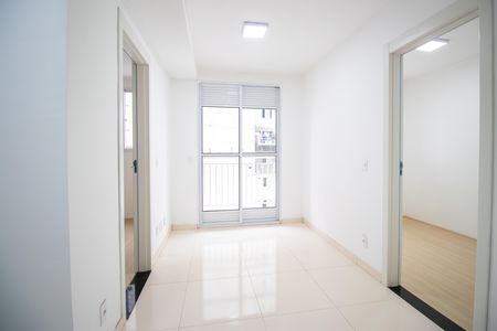 Apartamento para alugar com 38m², 2 quartos e sem vaga Apartamento para alugar com 38m², 2 quartos e sem vagaSala