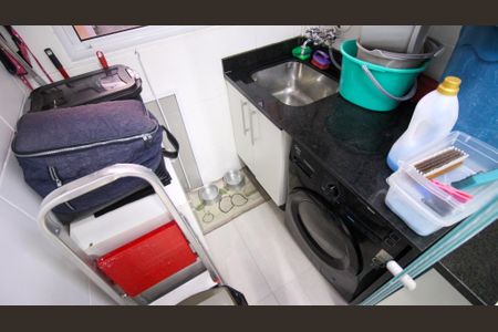 Apartamento à venda com 60m², 3 quartos e 1 vaga Apartamento à venda com 60m², 3 quartos e 1 vagaÁrea de Serviço