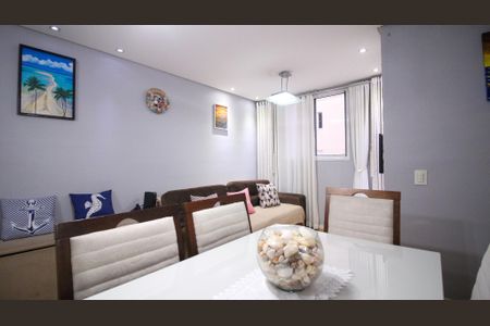 Apartamento à venda com 60m², 3 quartos e 1 vaga Apartamento à venda com 60m², 3 quartos e 1 vagaSala