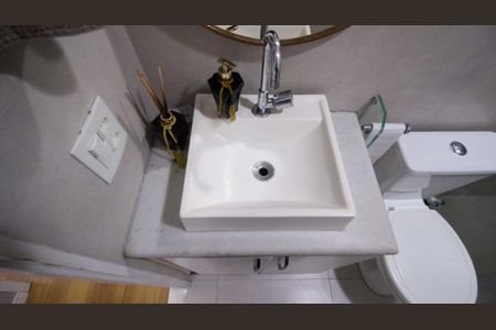 Apartamento à venda com 60m², 3 quartos e 1 vaga Apartamento à venda com 60m², 3 quartos e 1 vagaBanheiro