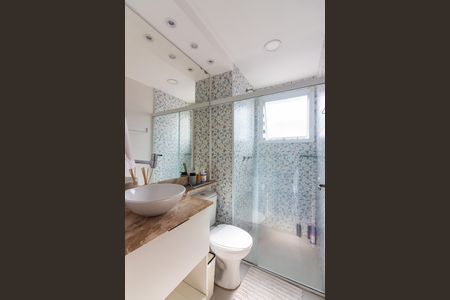 Apartamento à venda com 49m², 2 quartos e 1 vaga Apartamento à venda com 49m², 2 quartos e 1 vagaBanheiro