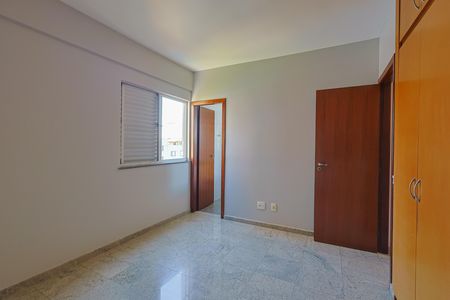 Apartamento para alugar com 135m², 3 quartos e 2 vagas
