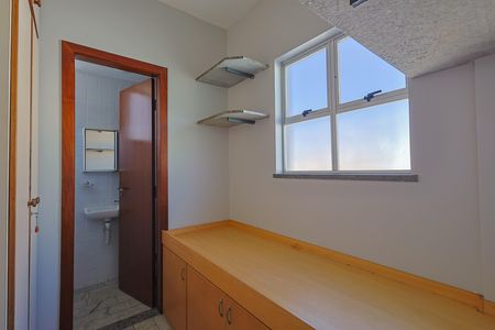 Apartamento para alugar com 135m², 3 quartos e 2 vagas