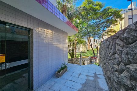 Apartamento para alugar com 135m², 3 quartos e 2 vagas