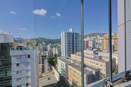 Apartamento para alugar com 135m², 3 quartos e 2 vagas