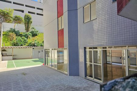 Apartamento para alugar com 135m², 3 quartos e 2 vagas