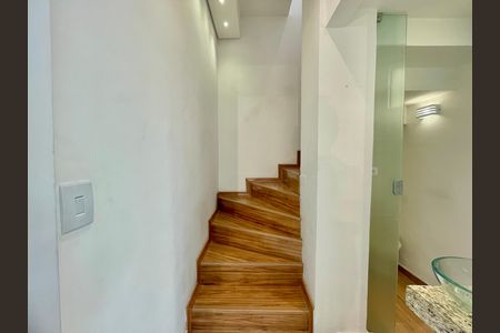 Casa de condomínio à venda com 75m², 2 quartos e 1 vaga
