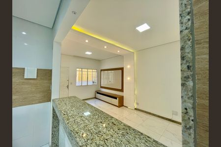 Casa de condomínio à venda com 75m², 2 quartos e 1 vaga