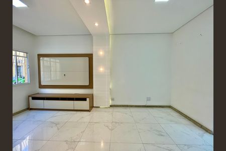 Casa de condomínio à venda com 75m², 2 quartos e 1 vaga
