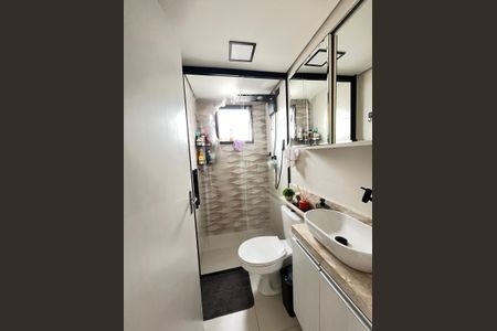 Apartamento à venda com 52m², 2 quartos e 1 vaga Apartamento à venda com 52m², 2 quartos e 1 vagaBanheiro