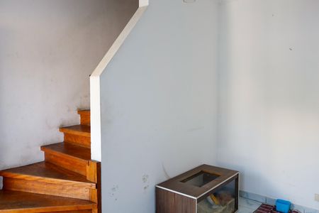 Casa à venda com 160m², 4 quartos e 2 vagas Casa à venda com 160m², 4 quartos e 2 vagassala