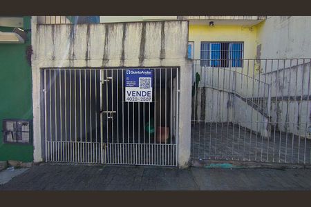 Casa à venda com 160m², 4 quartos e 2 vagas Casa à venda com 160m², 4 quartos e 2 vagasplaca