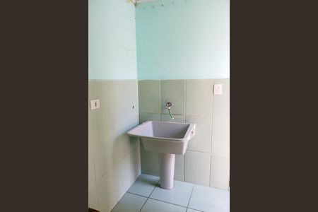 Casa à venda com 160m², 4 quartos e 2 vagas Casa à venda com 160m², 4 quartos e 2 vagasLavanderia