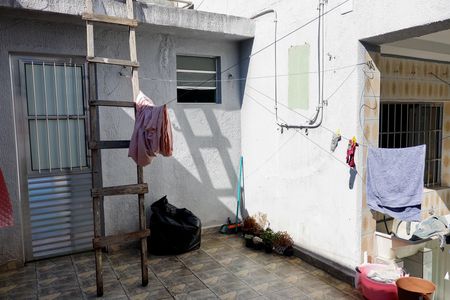 Casa à venda com 160m², 4 quartos e 2 vagas Casa à venda com 160m², 4 quartos e 2 vagasÁrea comum