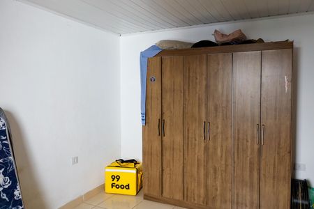 Casa à venda com 160m², 4 quartos e 2 vagas Casa à venda com 160m², 4 quartos e 2 vagasQuarto 1
