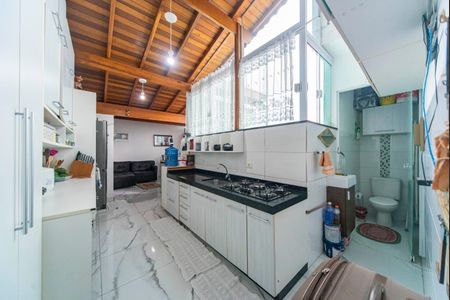 Apartamento à venda com 69m², 2 quartos e 1 vaga Apartamento à venda com 69m², 2 quartos e 1 vagaCozinha
