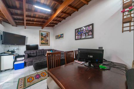 Apartamento à venda com 69m², 2 quartos e 1 vaga Apartamento à venda com 69m², 2 quartos e 1 vagaCobertura