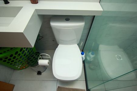 Apartamento para alugar com 84m², 2 quartos e 1 vaga Apartamento para alugar com 84m², 2 quartos e 1 vagaBanheiro