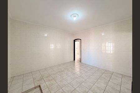 Casa para alugar com 200m², 3 quartos e 2 vagasSala