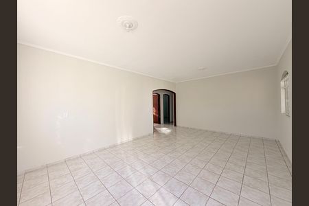 Casa para alugar com 200m², 3 quartos e 2 vagasSala 2