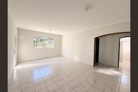 Casa para alugar com 200m², 3 quartos e 2 vagasSala 2