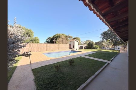 Casa para alugar com 200m², 3 quartos e 2 vagasQuintal com Piscina