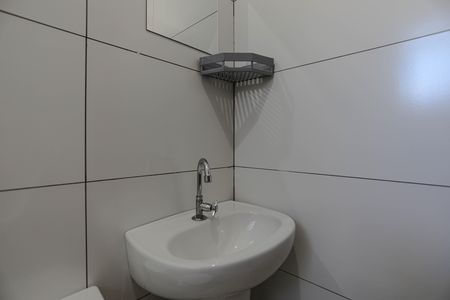Casa de condomínio para alugar com 80m², 2 quartos e 2 vagas Casa de condomínio para alugar com 80m², 2 quartos e 2 vagasBanheiro - Quarto 2 - Suíte
