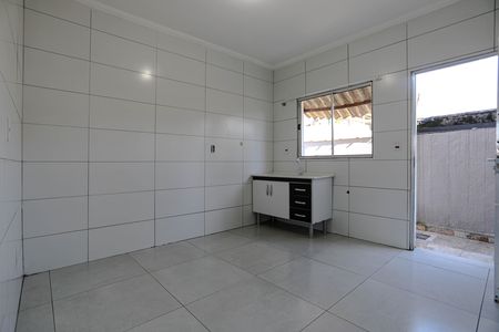 Casa de condomínio para alugar com 80m², 2 quartos e 2 vagas Casa de condomínio para alugar com 80m², 2 quartos e 2 vagasCozinha