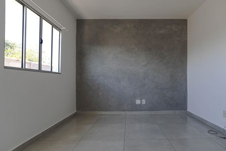 Casa de condomínio para alugar com 80m², 2 quartos e 2 vagas Casa de condomínio para alugar com 80m², 2 quartos e 2 vagasSala