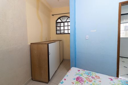 Quarto de kitnet/studio para alugar com 1 quarto, 25m² em Bangu, Rio de Janeiro