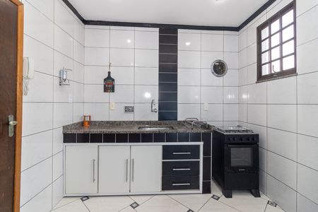 Sala/Cozinha de kitnet/studio para alugar com 1 quarto, 25m² em Bangu, Rio de Janeiro