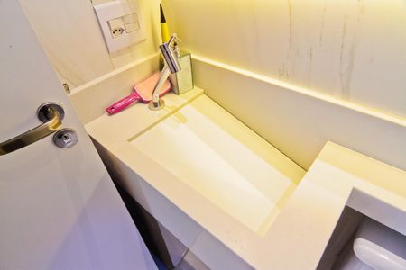 Apartamento à venda com 131m², 3 quartos e 2 vagas Apartamento à venda com 131m², 3 quartos e 2 vagasBanheiro da Suíte