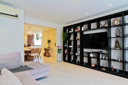 Apartamento à venda com 131m², 3 quartos e 2 vagas Apartamento à venda com 131m², 3 quartos e 2 vagasSala