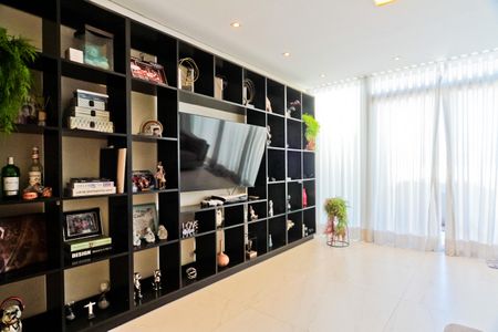 Apartamento à venda com 131m², 3 quartos e 2 vagas Apartamento à venda com 131m², 3 quartos e 2 vagasSala