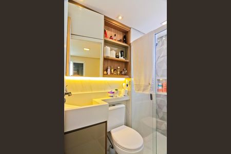 Apartamento à venda com 131m², 3 quartos e 2 vagas Apartamento à venda com 131m², 3 quartos e 2 vagasBanheiro da Suíte