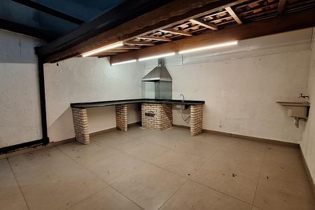 Casa à venda com 150m², 2 quartos e 2 vagas
