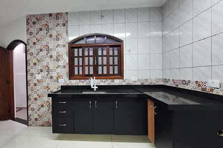 Casa à venda com 150m², 2 quartos e 2 vagas