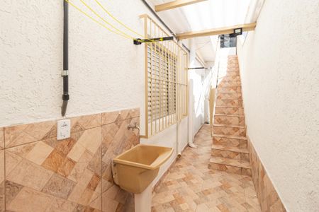 Casa para alugar com 40m², 1 quarto e sem vaga Casa para alugar com 40m², 1 quarto e sem vagaÁrea de serviço