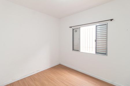 Quarto de casa para alugar com 1 quarto, 40m² em Vila Clelia, Osasco