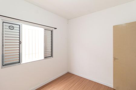 Quarto de casa para alugar com 1 quarto, 40m² em Vila Clelia, Osasco