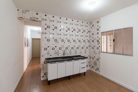 Sala/Cozinha de casa para alugar com 1 quarto, 40m² em Vila Clelia, Osasco