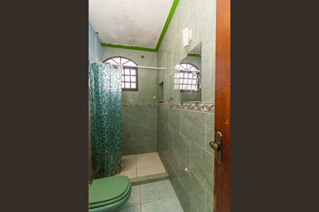 Banheiro de kitnet/studio para alugar com 1 quarto, 25m² em Bangu, Rio de Janeiro